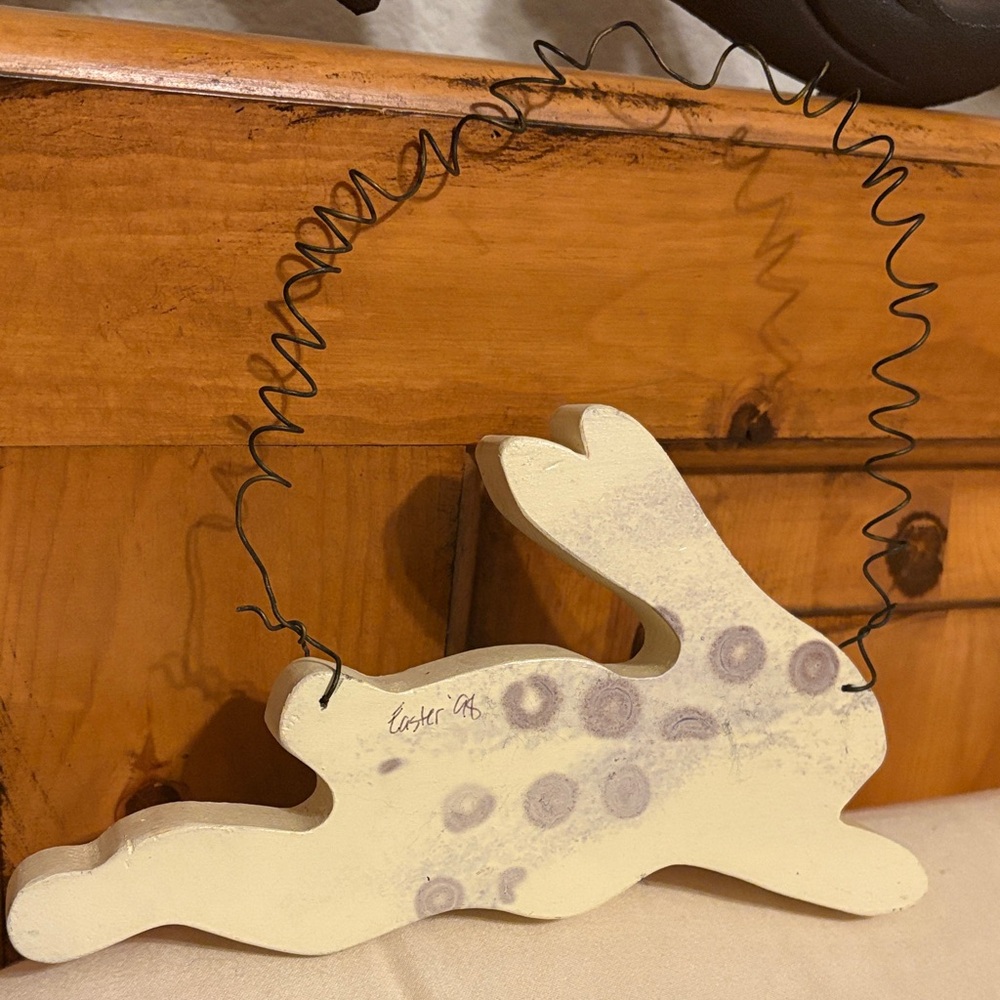 Handcrafted Cream Bunny Wall Decor - Picture 2 of 3